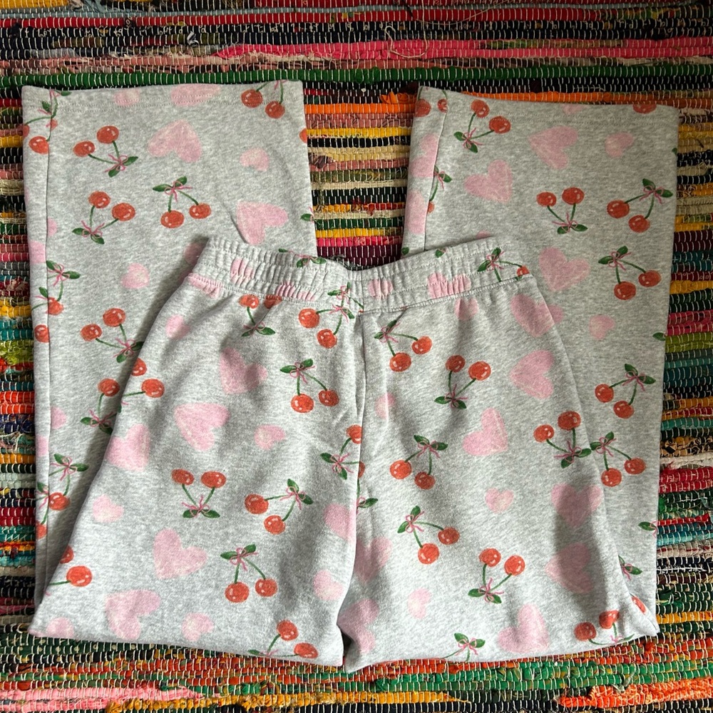 Zoe & Liv Target Cherry Heart Fleece Wide Leg Pants S - Picture 6 of 6